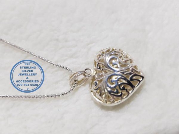 925 sterling Silver Pendant - Filigree heart - showstopper Price per 1 pendant Price excludes chain 25mm left to right
