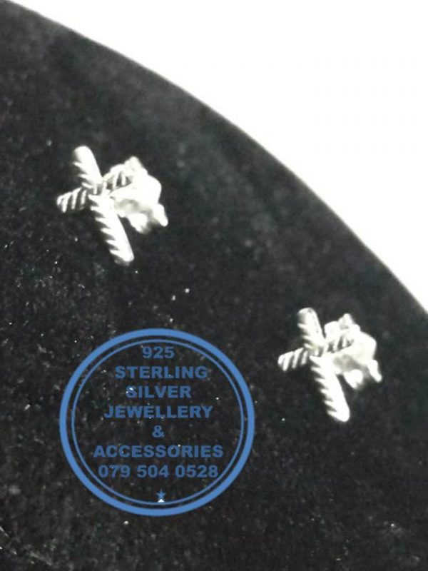 925 Sterling Silver Earring - Stunning Silver Rope Cross Stud Earrings  - 1 pair  Prices Excludes National delivery to your door at a nominal fee.