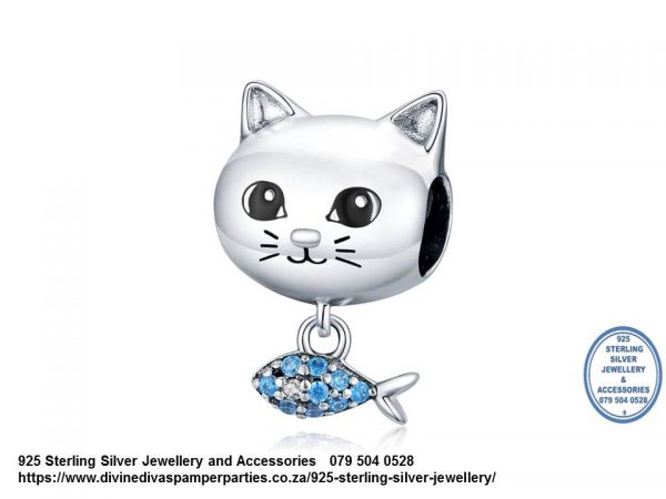 925 Sterling Silver CZ Detail Cat with Fish Dangle Charm. Pandora Compatible