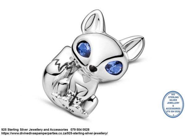 925 Sterling Silver Blue-Eyed Fox Charm. Pandora Compatible