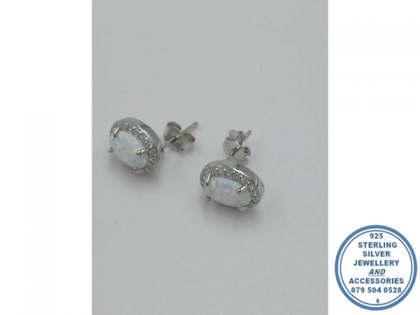 ...925 sterling Silver Whote Halo Cubic Opal Designers Stud Earrings Man-made