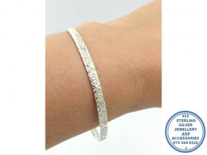 925 Sterling Silver Bangles 6mm Embossed Flowers crosses