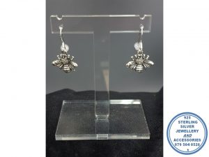"925 Sterling Silver Queen Bee Hook in Earrings"