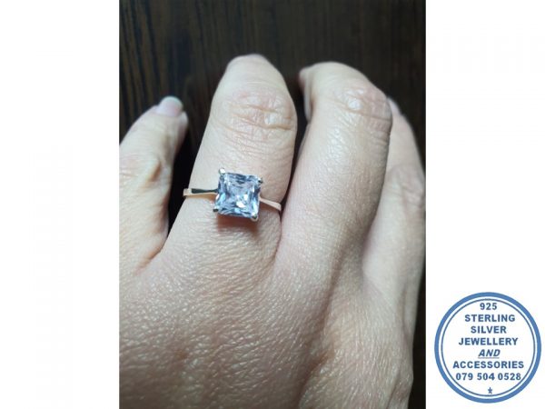 "925 Sterling Silver Clear Square Cubic Zirconia Plain band Ring 7 x7mm"