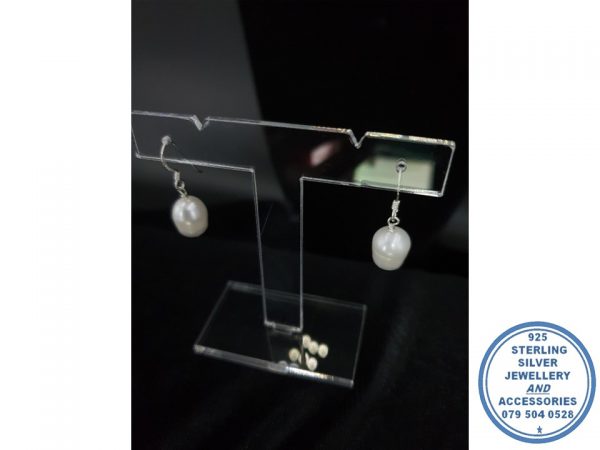 "925 Sterling Silver Fresh Water Pearl Large Hook in Earring"