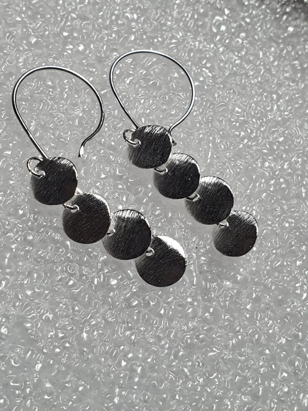 925  4 Round Hanging disk Hook in Earrings